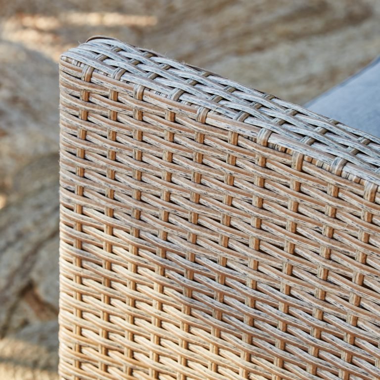 M011-FTS598-0010229 1