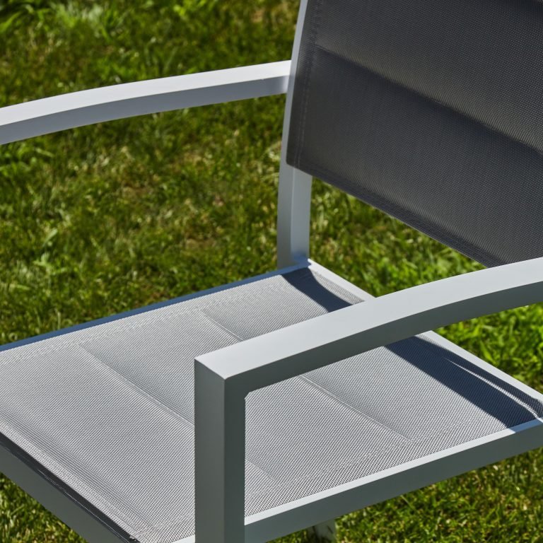 M011-FTS598-0010037 1