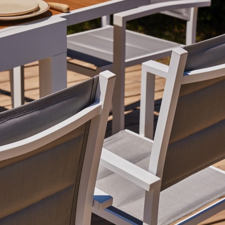 M011-FTS598-0010098 1