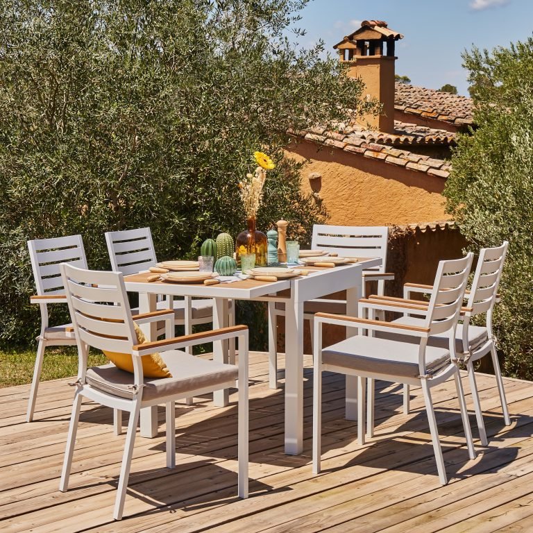 M011-FTS598-0010143 1