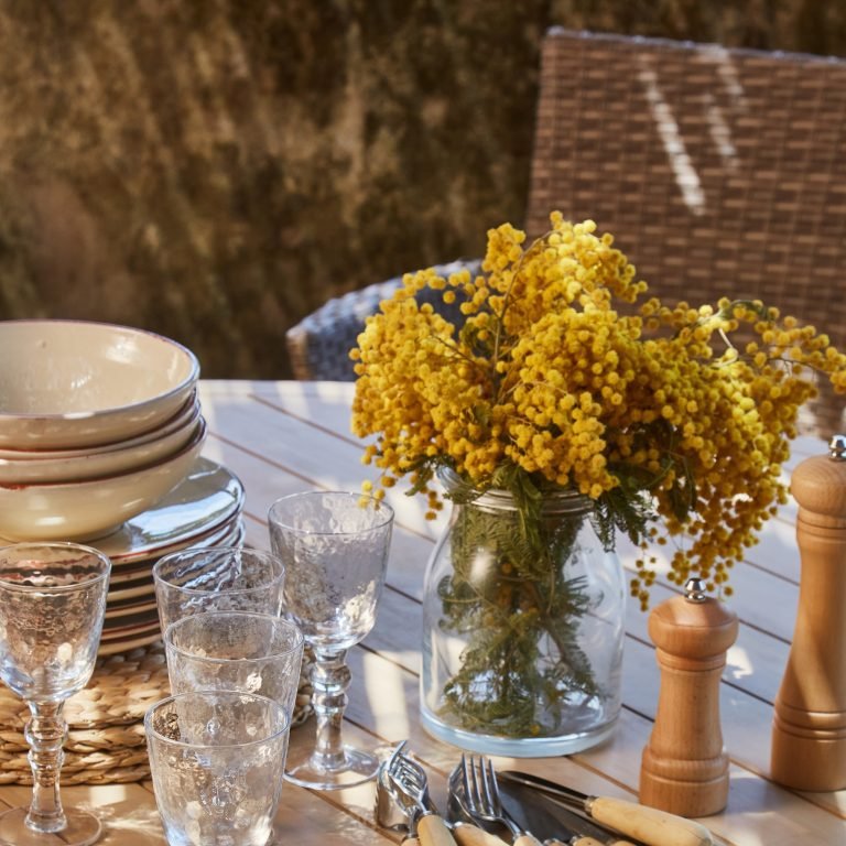 M011-FTS598-0010410 1