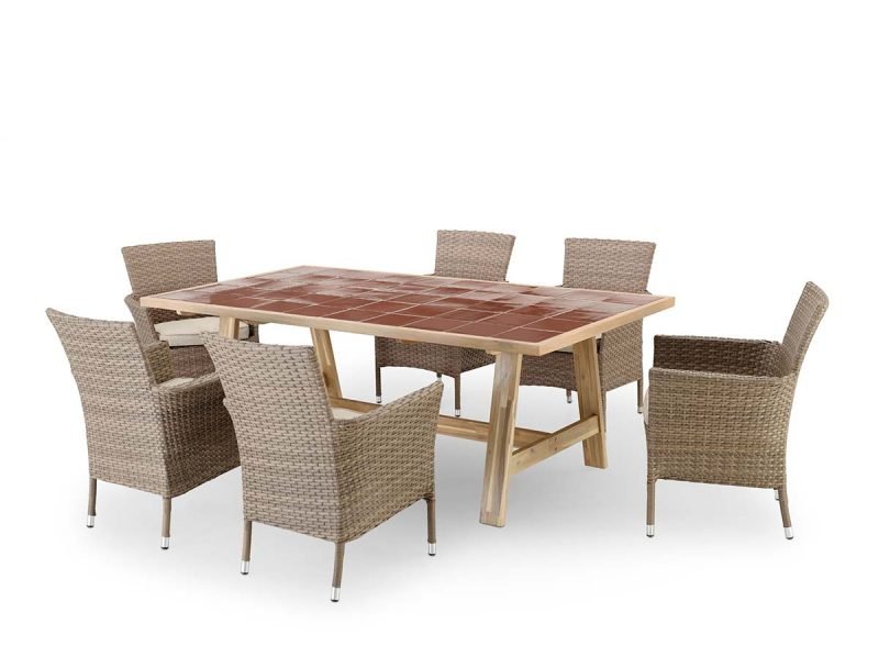 Ensemble salle à manger de jardin terre cuite table en bois et céramique 200×100 + 6 chaises empilables en rotin synthétique avec coussin Bologne – Java Light & Bologna
