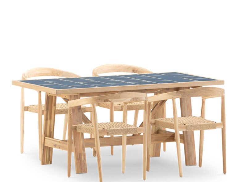 Set da pranzo da giardino 4 posti con tavolo in ceramica blu 168×87 e poltroncina impilabile – Ceramik & Modena