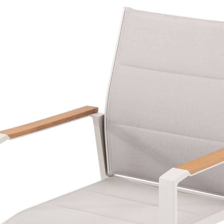 silla text beige osaka